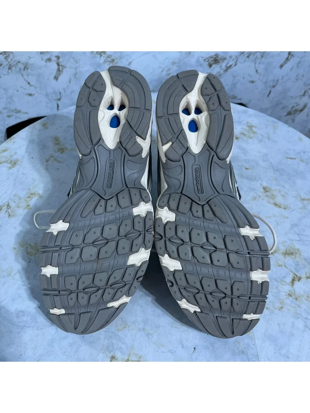 New Balance 740 Men's Size 8 Running Shoes White Gray Athletic Trainer Sneakers